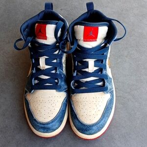 Jordan mid 1 boys sneakers